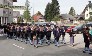 TMK Thalgau, Erntedank 2013.jpg
