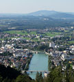 Salzach inmitten von Hallein.jpg