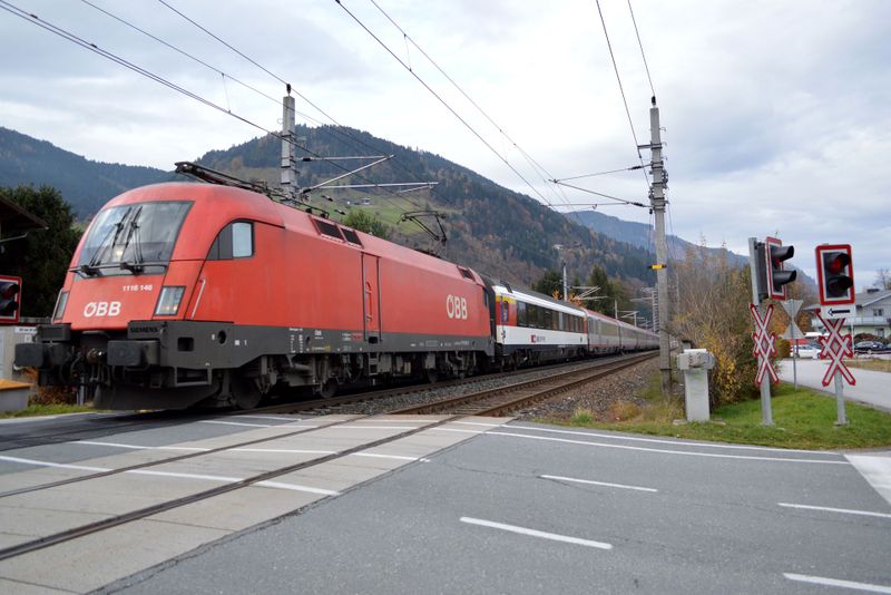 Datei:Transalpin (Zug).jpg