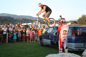 Fallschirm Weltcup im Zielspringen 2013 04.jpg