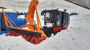 Großglockner Hochalpenstraße Schneeräumung 2020 03.jpg