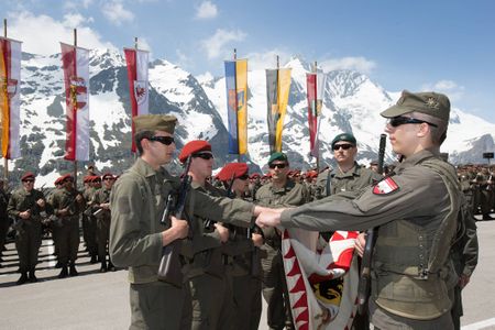 Grossglockner Angelobung 07.jpg