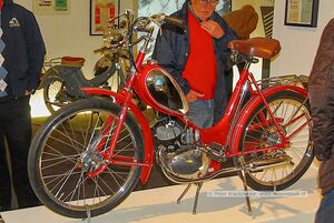 Halleiner Motorenwerk-Treffen 2010 09.jpg