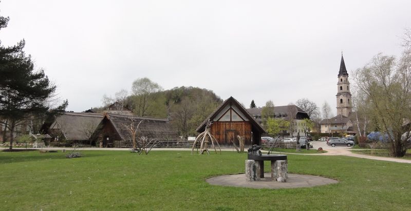 Datei:Keltendorf in Mattsee.jpg