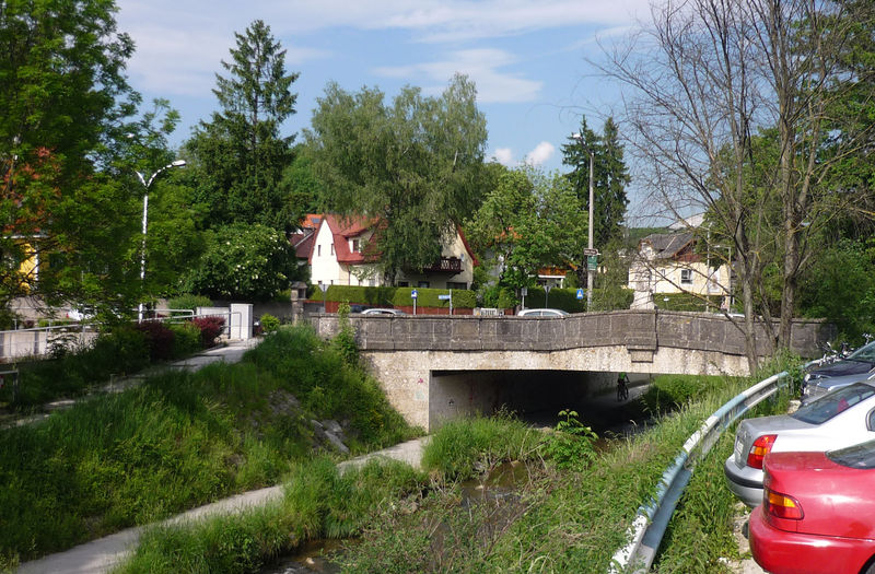 Datei:Plainbrücke, westliche Ansicht.jpg