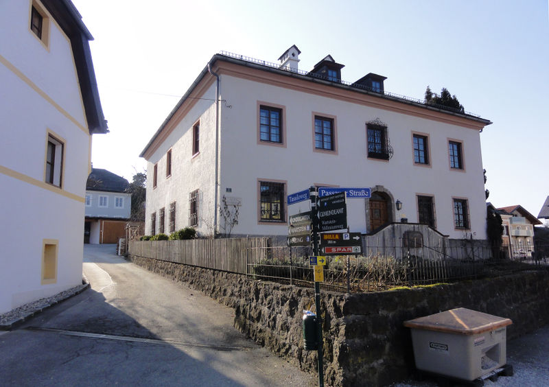 Datei:Tassiloweg (Mattsee).jpg