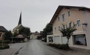 Ortsmitte von Kirchanschöring.jpg