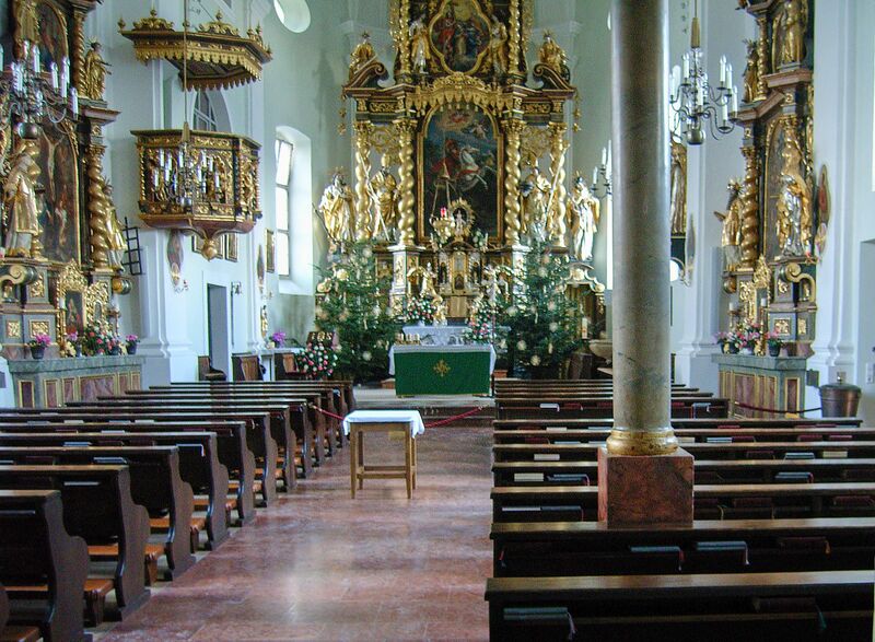 Datei:Pfarrkirche Bergheim, Innenansicht.jpg