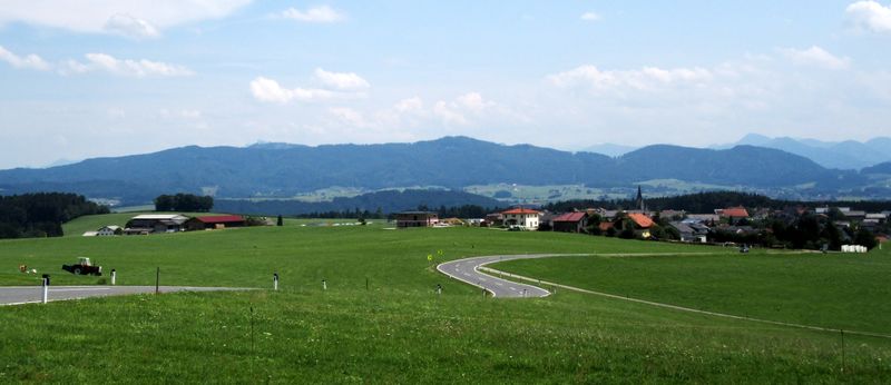 Datei:Ausblick auf Schleedorf.jpg