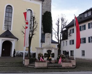 Kriegerdenkmal Thalgau.JPG