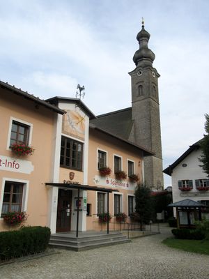 Rathaus in Anger.jpg