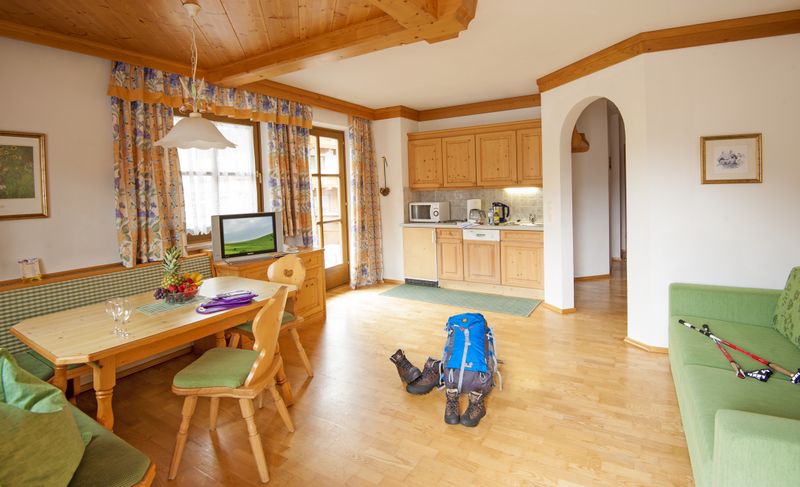 Datei:Appartements-lackner.jpg
