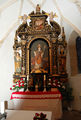 Altar in der Filialkirche St. Valentin.jpg
