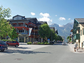 Hauptstraße (St. Johann im Pongau).jpg