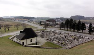 Neuer Friedhof von Eggelsberg.jpg