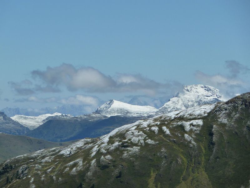 Datei:Pinzgauer Grasberge.jpg