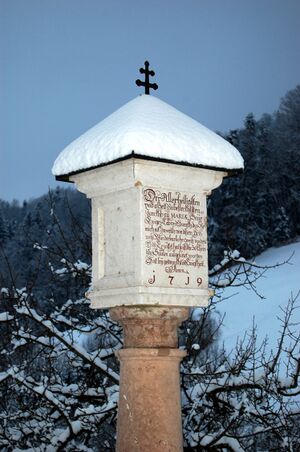 Inschrift auf der Danksäule in Maria Gern.jpg