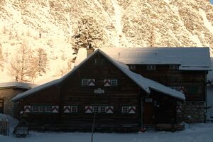 Südwiener Hütte 31013 2014-01-06.jpg