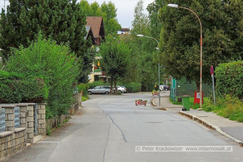 Datei:Wallbachstraße (Neumarkt am Wallersee).jpg