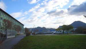 Kolpinghaus mit Gaisberg.jpg