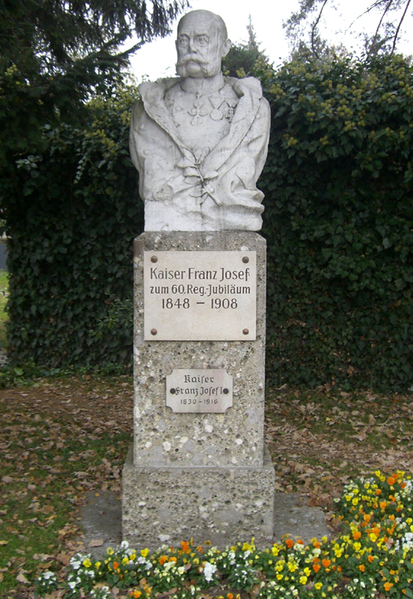 Datei:Maxglan - Kaiser-Franz-Joseph-Denkmal (2008).png
