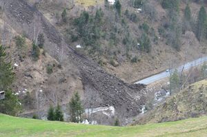 Grossglockner Hochalpenstrasse Schneeräumung 2018 01.jpg