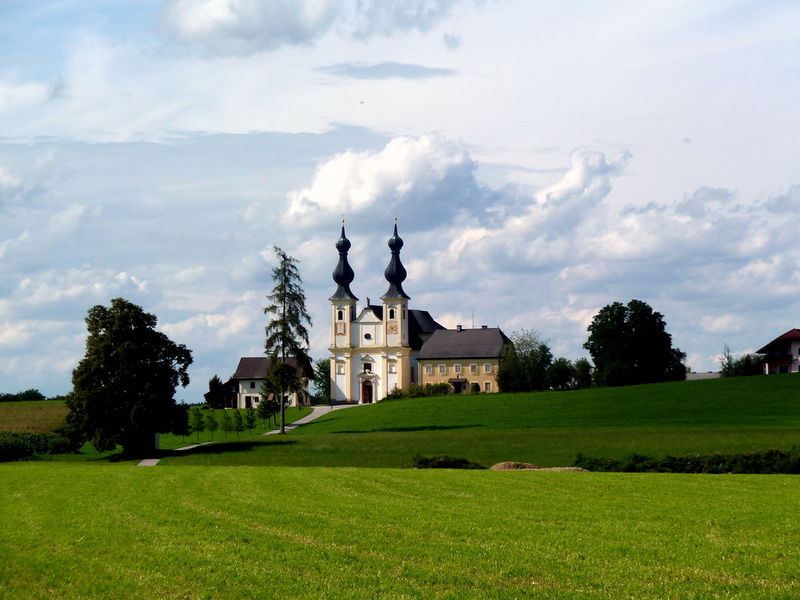 Datei:Maria Buehel Wallfahrtskirche.jpg