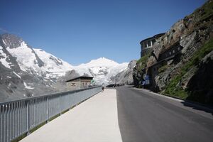 Gletscherstraße glocknerstrasse 09558 2010-07-14.jpg