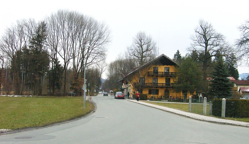 Datei:Laschenskystraße (Wals-Siezenheim).jpg