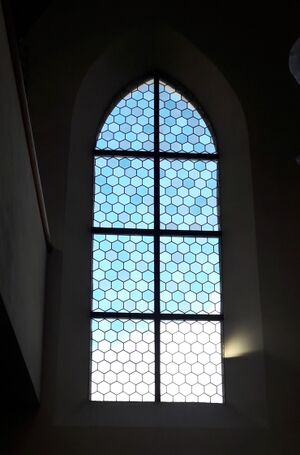 Pfarrkirche Wagrain Kirchenfenster 20211105 1.jpg