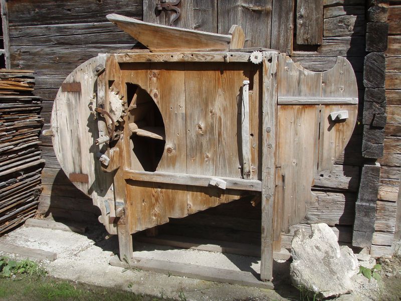 Datei:Putzmühle, Museum Bramberg.jpg