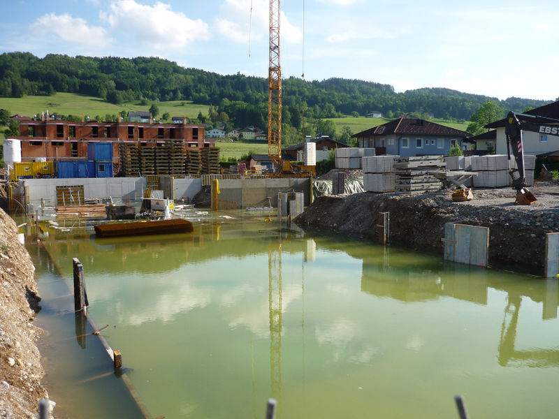 Datei:Grundwasserspiegel Grundwasserspiegel.jpg