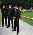Abordnung der Salzburger Rauchfangkehrer bei 180 J. Fotografie im Mirabellgarten.jpg