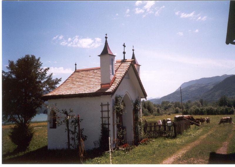 Datei:Pilznerkapelle Abersee Strobl.jpg
