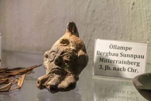 Römische Grubenlampe.jpg