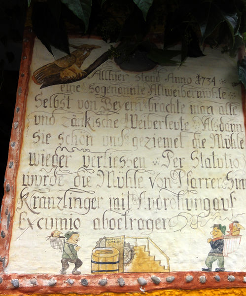 Datei:Eine sogenannte Altweibermühle.jpg