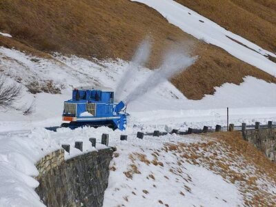 Großglockner Hochalpenstraße Schneeräumung 2017 Südrampe 05.jpg