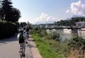 Radfahren entlang der Salzach.JPG