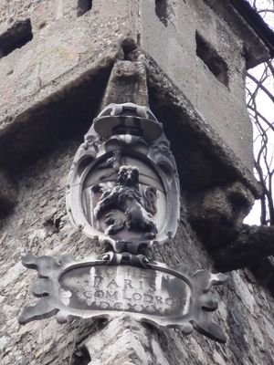 Wappen am Basteiturm.jpg
