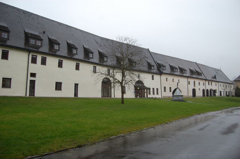 Datei:Innenfront.jpg