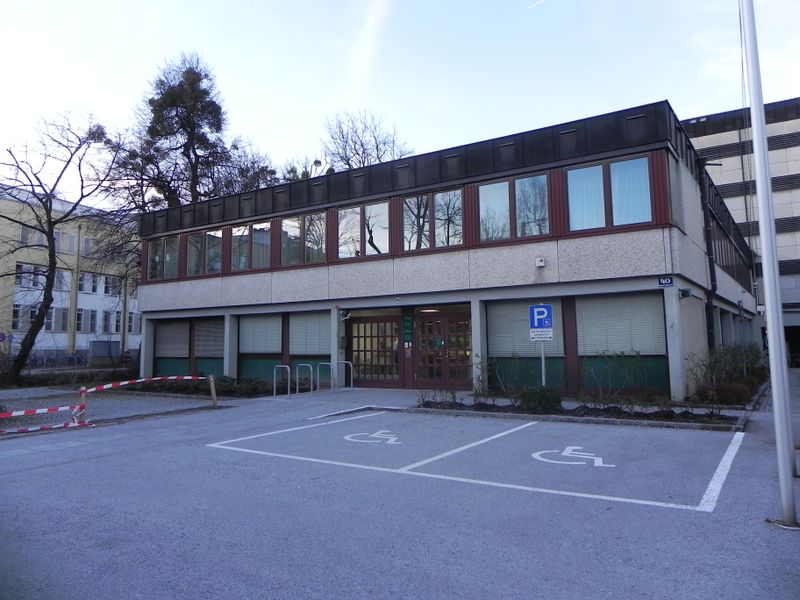 Datei:Slivk pacherstraße.jpg
