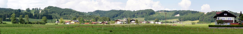 Datei:West-Panoramabild von der Unterdorfer-Straße aus.JPG