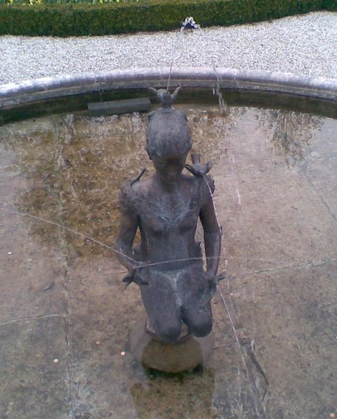 Datei:Papagenabrunnen.jpg
