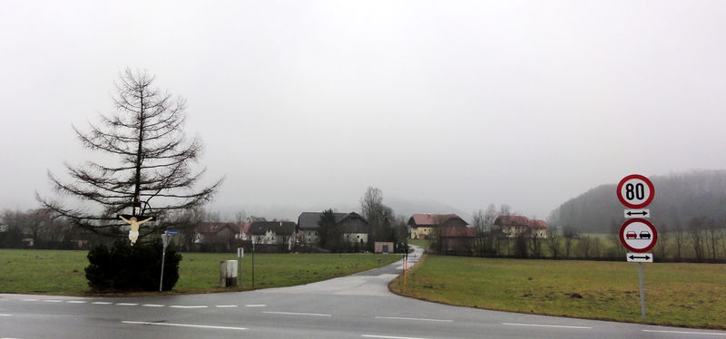 Datei:Waseneggstraße in Thalgau.jpg