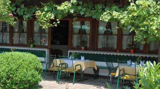 Hohlwegwirt Garten 02.jpg