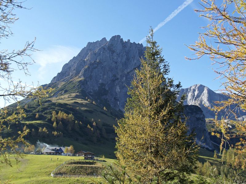 Datei:Werfen Mitterfeldalm04.jpg