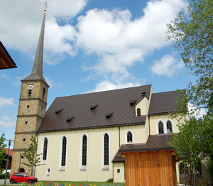 Pfarrkirche in Oberteisendorf, Rupertiwinkel.jpg