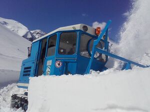 Großglockner Hochalpenstraße Schneeräumung 2017 Nordrampe 05.jpg