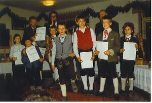 Papa Siegerehrung Schnalzen.jpg
