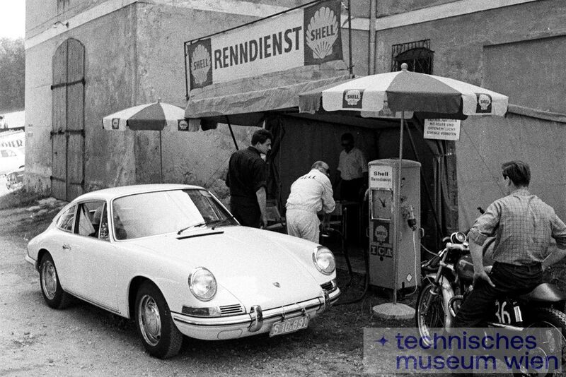 Datei:Gaisbergrennen 1967 Shell Tankdienst.jpg